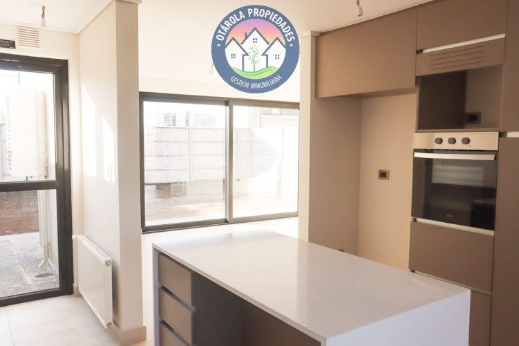 3 Habitaciones Habitaciones, ,3 BathroomsBathrooms,Casa,A la venta,1064