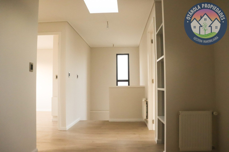 3 Habitaciones Habitaciones, ,3 BathroomsBathrooms,Casa,A la venta,1064