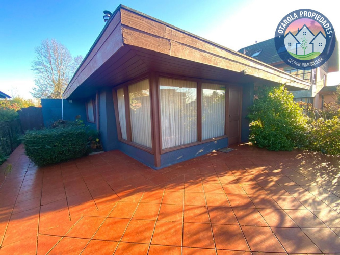 Francia, 4 Habitaciones Habitaciones, ,3 BathroomsBathrooms,Casa,A la venta,Francia,1068