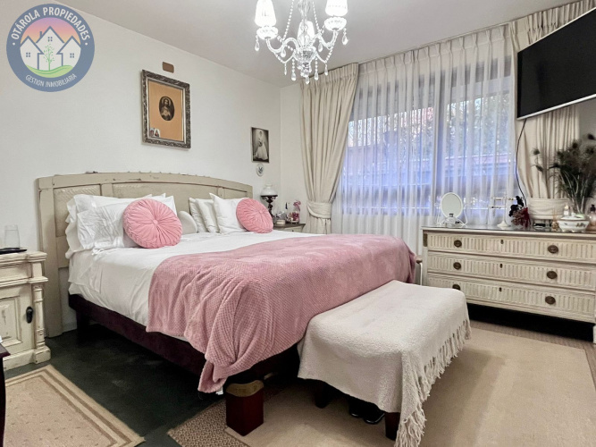 Francia, 4 Habitaciones Habitaciones, ,3 BathroomsBathrooms,Casa,A la venta,Francia,1068