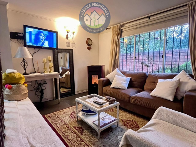 Francia, 4 Habitaciones Habitaciones, ,3 BathroomsBathrooms,Casa,A la venta,Francia,1068