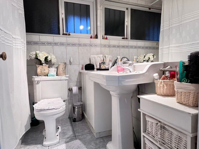 Francia, 4 Habitaciones Habitaciones, ,3 BathroomsBathrooms,Casa,A la venta,Francia,1068